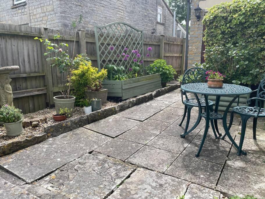 No 96 Chapel Lane - Self Contained Cottage In The Heart Of Butleigh Eksteriør bilde